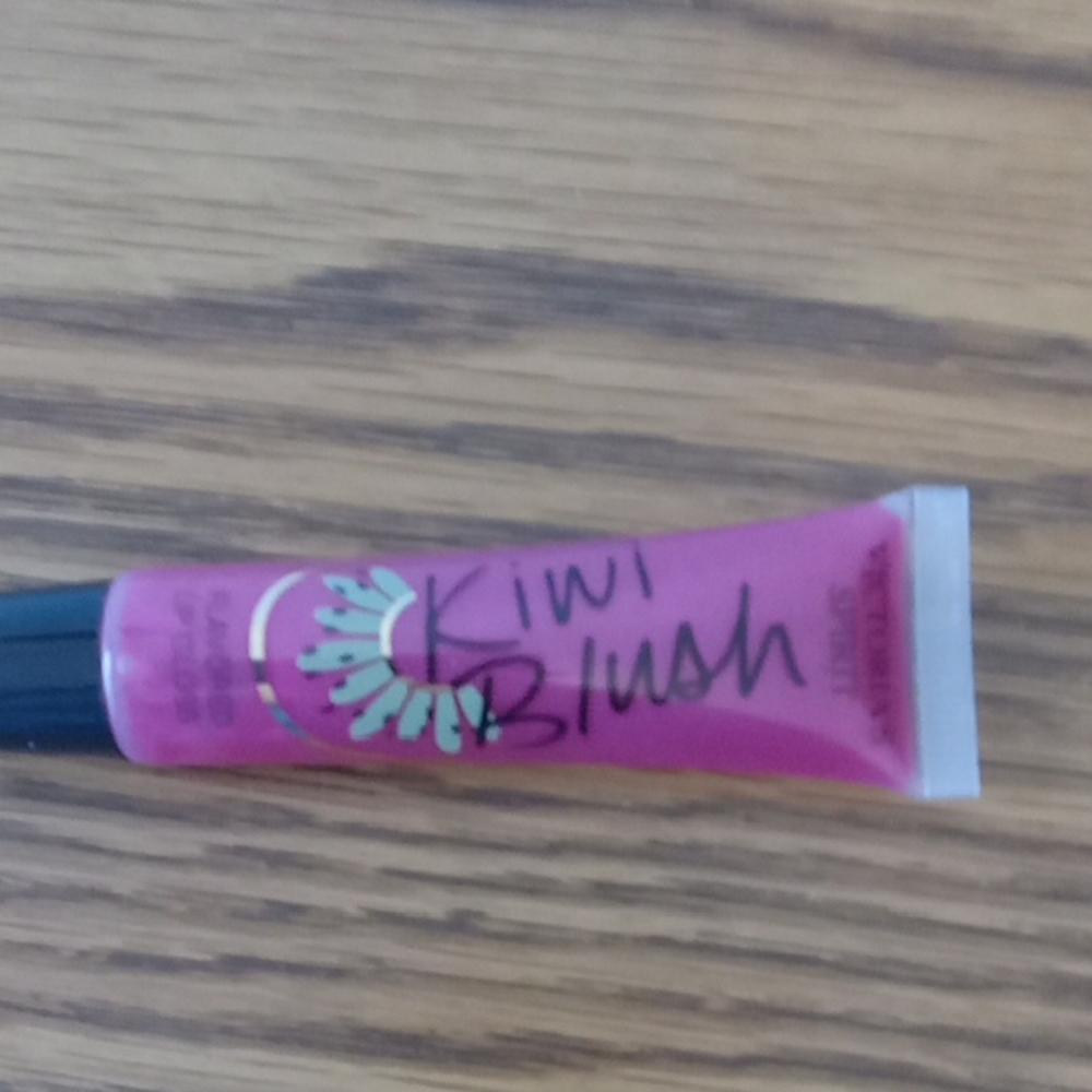 Victoria's Spirit Kiwi Blush Flavored Lip Gloss New